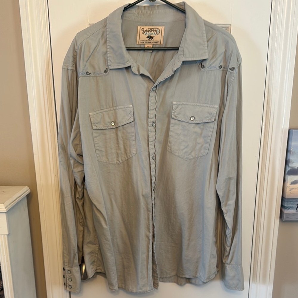 Western Aloha Men's Casual Button Down Shirt - Gray Embroidery with Pearl Snaps